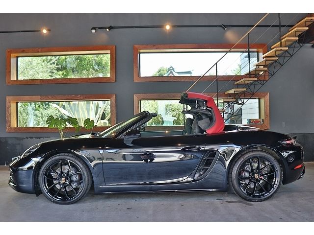 PORSCHE 718BOXSTER 2025 Image 31