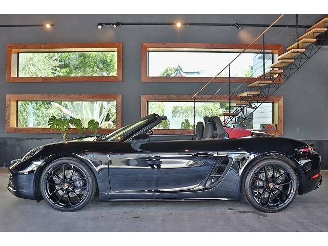 PORSCHE 718BOXSTER 2025 Image 31