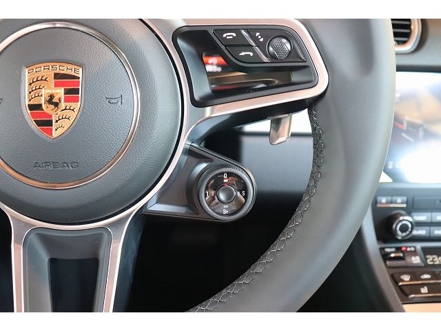 PORSCHE 718BOXSTER 2025 Image 31