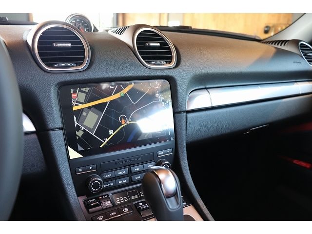 PORSCHE 718BOXSTER 2025 Image 31