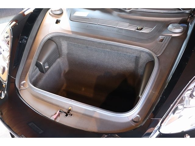 PORSCHE 718BOXSTER 2025 Image 31