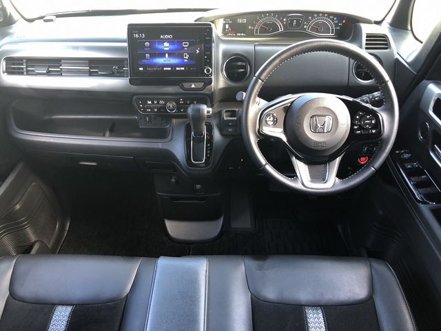 HONDA N BOX CUSTOM 2022 Image 31