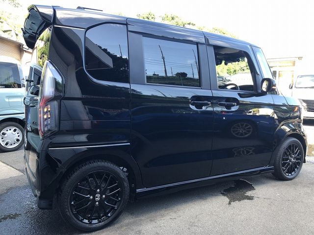 HONDA N BOX CUSTOM 2022 Image 31