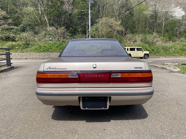 TOYOTA CHASER 1992 Image 31