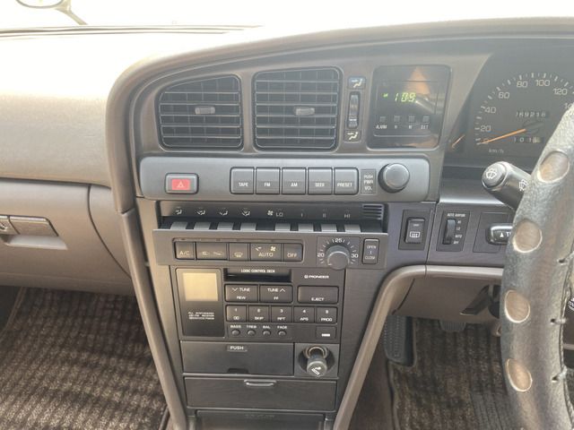 TOYOTA CHASER 1992 Image 31