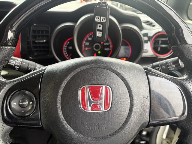 HONDA N BOX CUSTOM 2014 Image 31