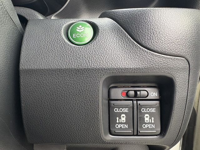 HONDA N BOX CUSTOM 2014 Image 31