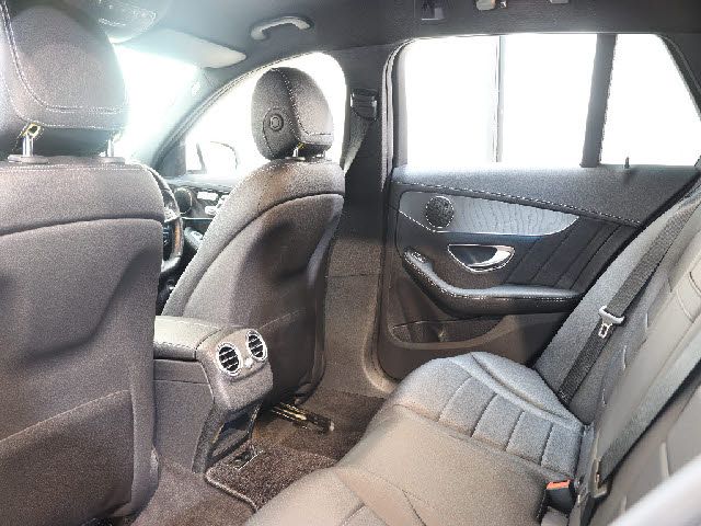 MERCEDES BENZ C CLAS 2016 Image 31