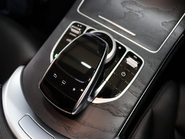 MERCEDES BENZ C CLAS 2016 Image 31