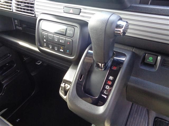 HONDA N-VAN+STYLE 2019 Image 31