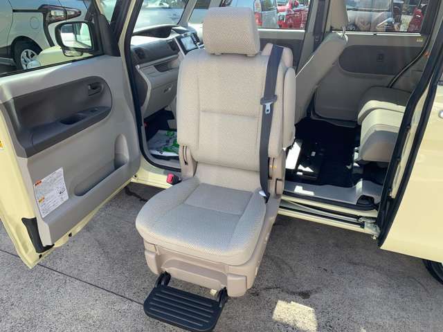 DAIHATSU TANTO 2015 Image 31