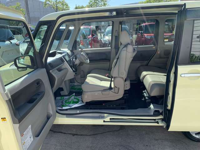 DAIHATSU TANTO 2015 Image 31