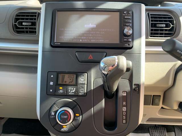 DAIHATSU TANTO 2015 Image 31