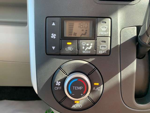 DAIHATSU TANTO 2015 Image 31