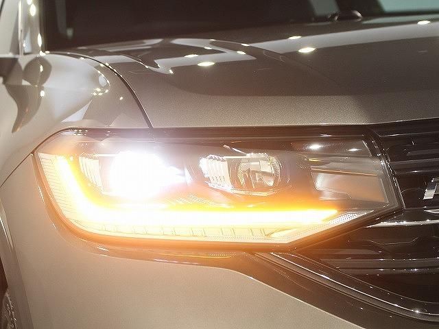 VOLKSWAGEN T-CROSS 2021 Image 31