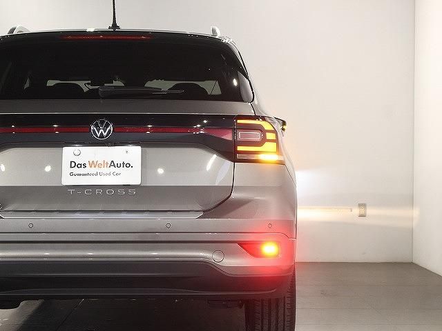 VOLKSWAGEN T-CROSS 2021 Image 31
