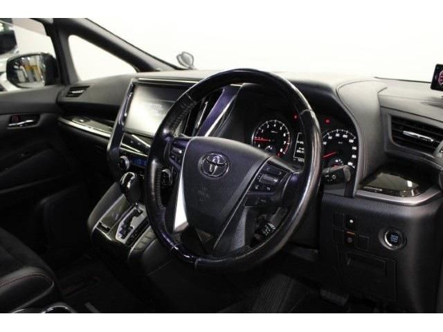 TOYOTA ALPHARD 2017 Image 31