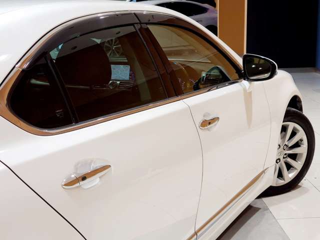 TOYOTA LEXUS LS460 2012 Image 31