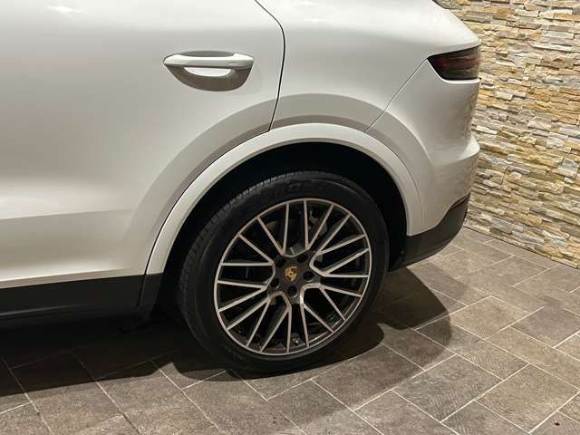 PORSCHE CAYENNE 2022 Image 31