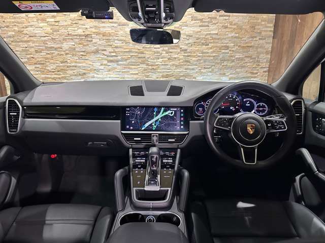 PORSCHE CAYENNE 2022 Image 31