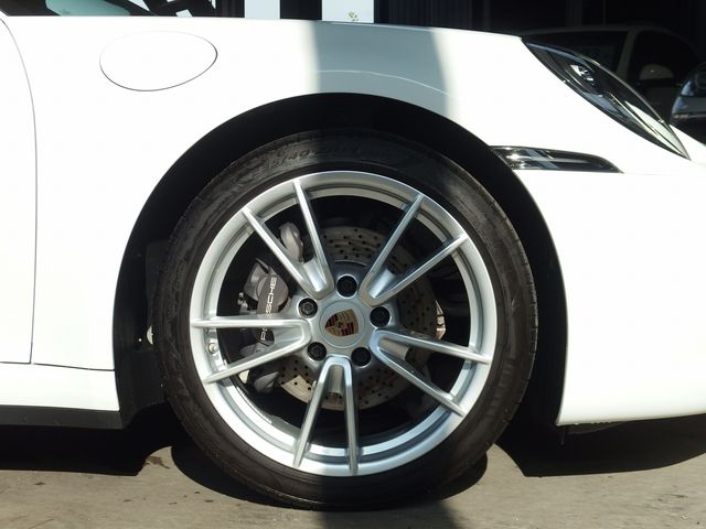 PORSCHE 911 2022 Image 31