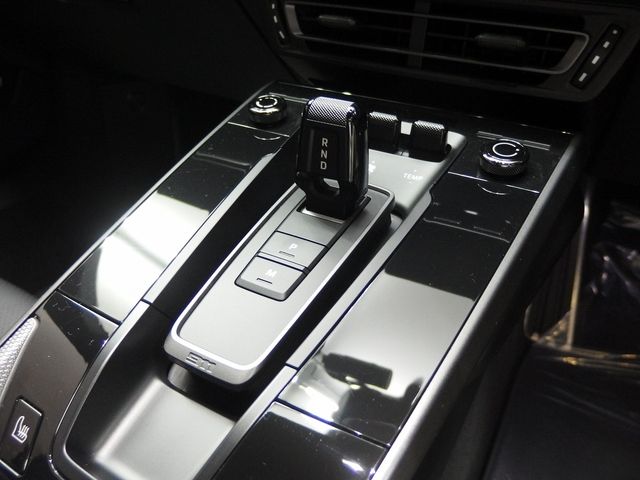 PORSCHE 911 2022 Image 31