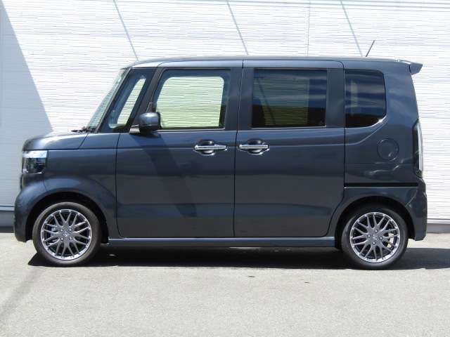 HONDA N BOX CUSTOM 2024 Image 31