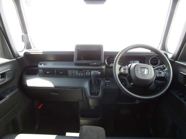 HONDA N BOX CUSTOM 2024 Image 31