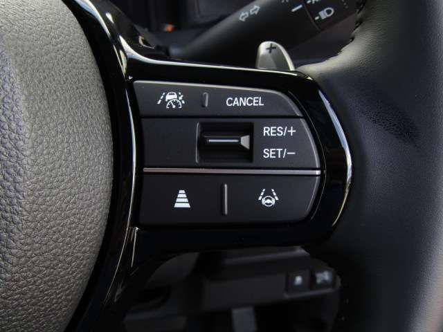 HONDA N BOX CUSTOM 2024 Image 31