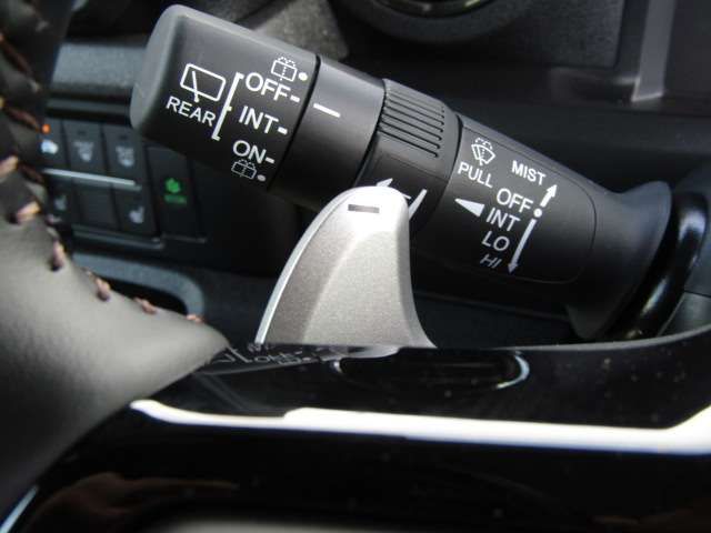 HONDA N BOX CUSTOM 2024 Image 31