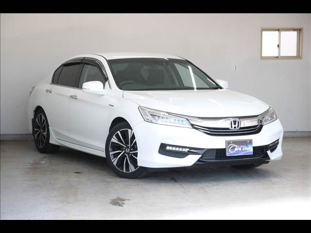 HONDA ACCORD HYBRID 2017 Image 31