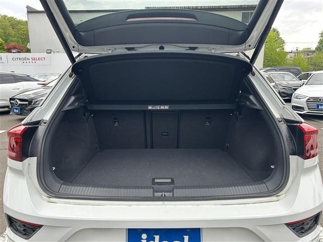 VOLKSWAGEN T-ROC 2020 Image 31