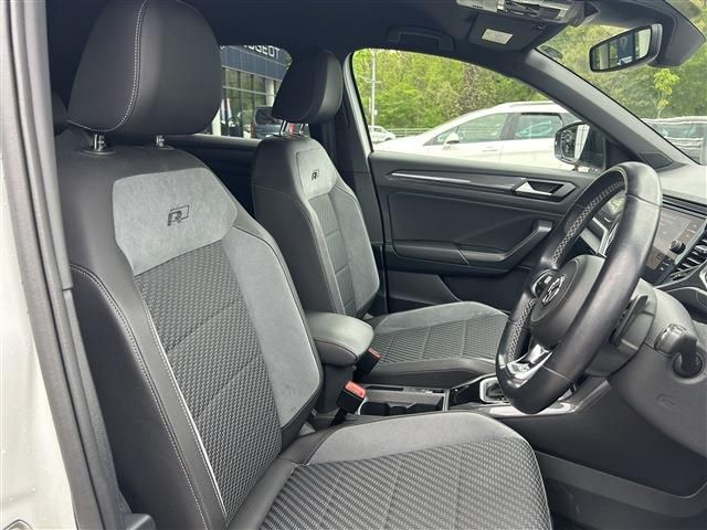 VOLKSWAGEN T-ROC 2020 Image 31