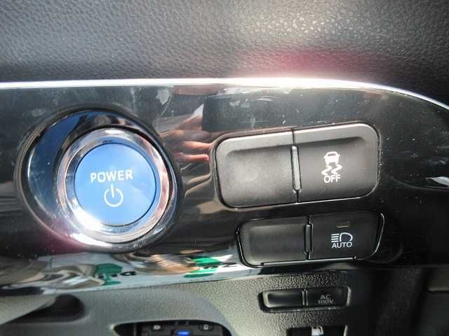 TOYOTA PRIUS 2020 Image 31