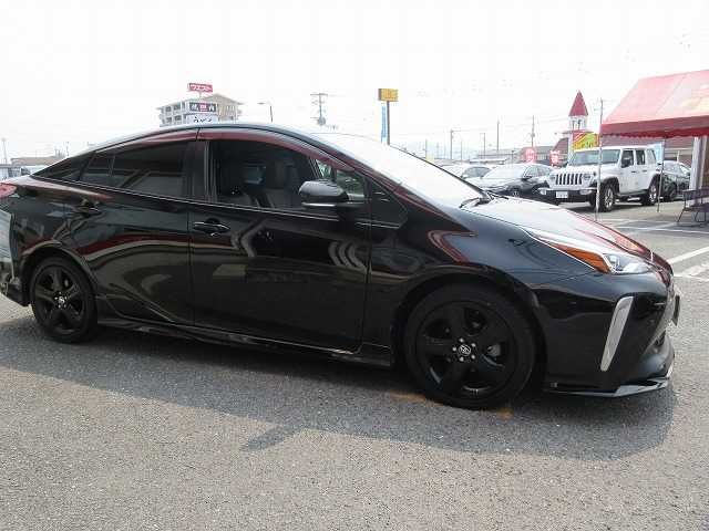 TOYOTA PRIUS 2020 Image 31