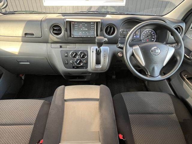 NISSAN NV350 CARAVAN 4WD 2012 Image 31