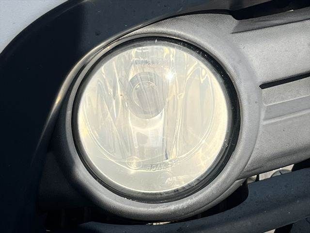 NISSAN NV350 CARAVAN 4WD 2012 Image 31