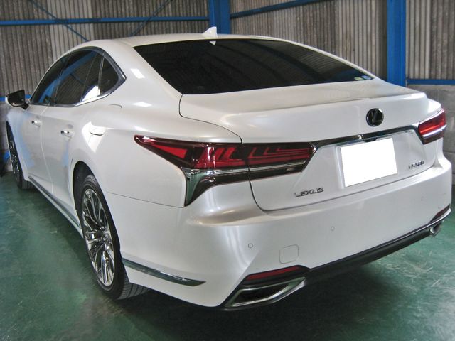 TOYOTA LEXUS LS500 2018 Image 31