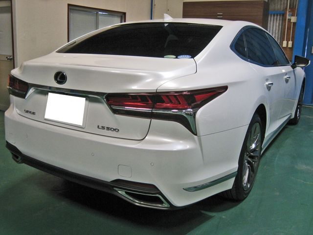 TOYOTA LEXUS LS500 2018 Image 31