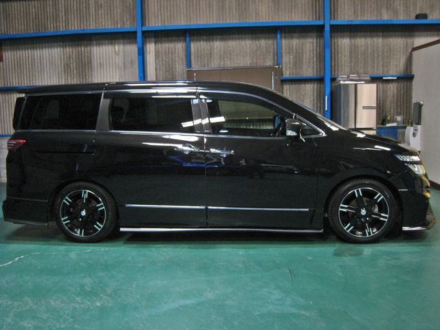 NISSAN ELGRAND  4WD 2015 Image 31