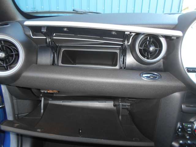 BMW MINI COOPER COUP 2014 Image 31