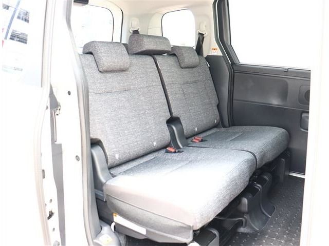 TOYOTA SIENTA HYBRID 2023 Image 31