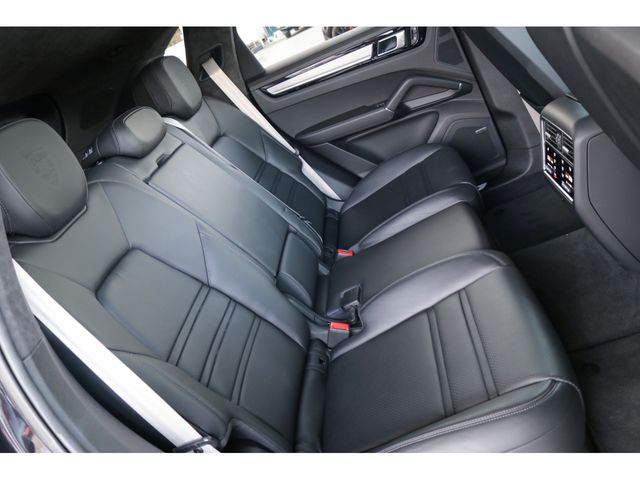 PORSCHE CAYENNE 2022 Image 31