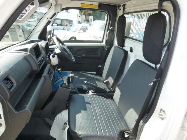 DAIHATSU HIJET TRUCK 4WD 2025 Image 31