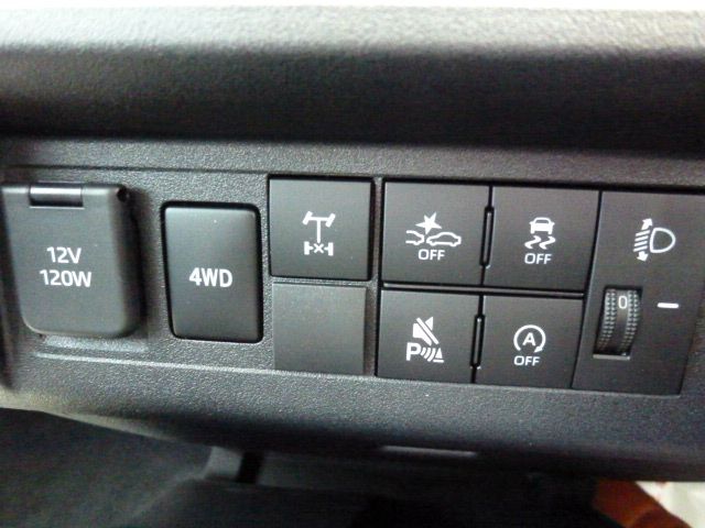 DAIHATSU HIJET TRUCK 4WD 2025 Image 31