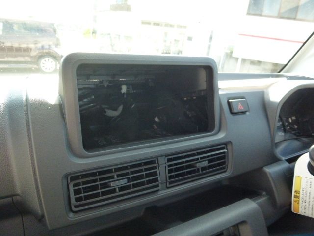 DAIHATSU HIJET TRUCK 4WD 2025 Image 31