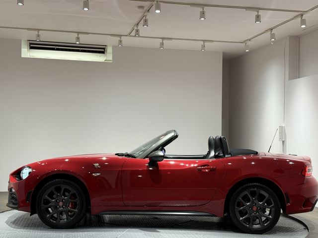 FIAT ABARTH 124 SPIDER 2018 Image 31