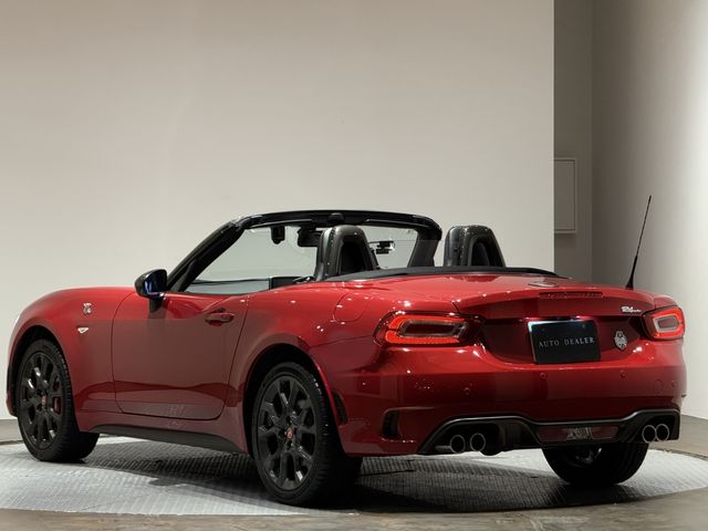 FIAT ABARTH 124 SPIDER 2018 Image 31