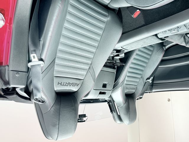 FIAT ABARTH 124 SPIDER 2018 Image 31