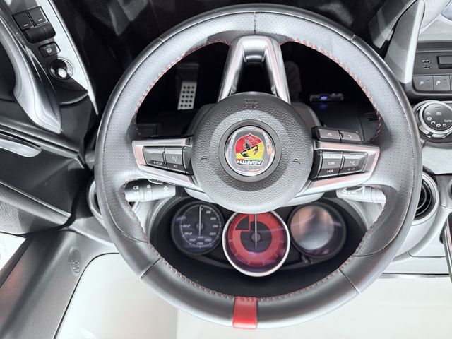 FIAT ABARTH 124 SPIDER 2018 Image 31